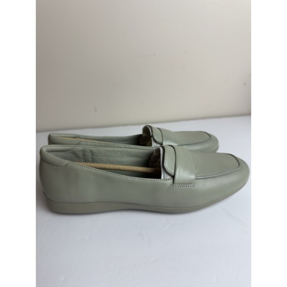 Naturalizer Women's Genn Flow Leather Slip On Loafers Green - Picture 3 of 7